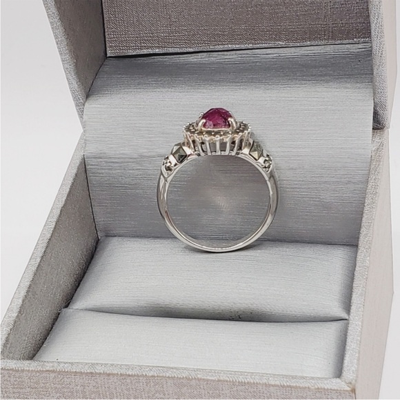 Ruby Ring - Picture 2 of 8